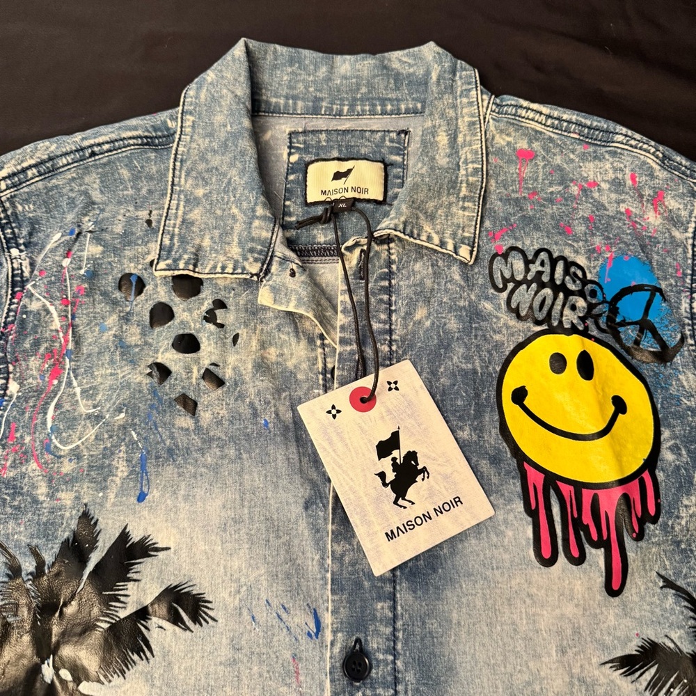 NEW! Maison Noir Women’s blouse Top Size XL Graffiti paint splatter NWT!